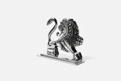 Dekorationsdetaljer|Tenndekorationer*Anna Petrus Bokstöd Lejon