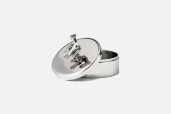 Dekorationsdetaljer|Tenndekorationer*Svenskt Tenn Burk med Fågel