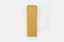 Dynor*Svenskt Tenn Dyna Liggstol P6 Möbellin, Bärnsten