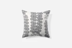 Kuddar*Josef Frank/Svenskt Tenn Kudde Celotocaulis Grå