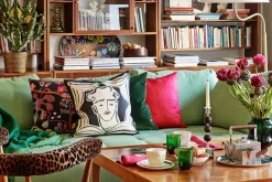 Kuddar*Svenskt Tenn Kudde Lin Cerise