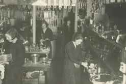 Ljusstakar & Ljuslyktor|Tennljusstakar*Svenskt Tenn Ljusstake 1024