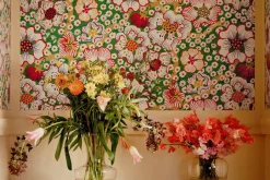 Mönstrade Tapeter*Josef Frank Tapet Eldblomman Grön